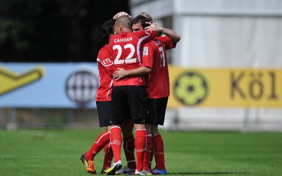 2:0-Sieg in Velbert: Viktoria baut Tabellenführung aus - Düsseldorf bleibt Schlusslicht