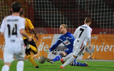 2:1! Poggenborg patzt: Oberhausen besiegt Fortuna Köln im Live-Spiel eiskalt - Mit Bilderstrecke