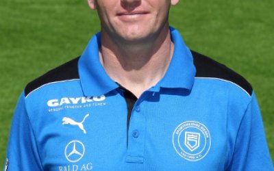 Gegen Schalke: Siegen greift die Spitze an