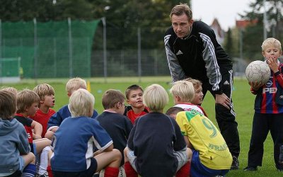 Service-Schwerpunkt Nachwuchsarbeit: Jugendtrainer sind Helden!