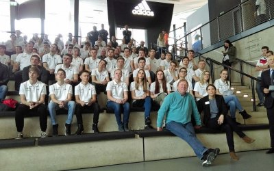 Lob und Ansporn: Krahn und Hrubesch treffen Junior-Coaches in Dortmund