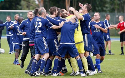 DFB-Ü40-Cup: NRW-Klubs SG Kupferdreh/Byfang und Westfalia Herne auf dem Siegerpodest