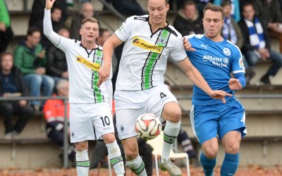 Mönchengladbach schlägt Lotte im Spitzenspiel - Oberhausen gewinnt Derby