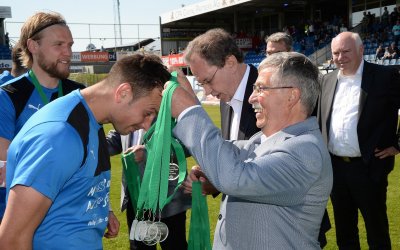 Bilder von der Meisterehrung: Lotte feiert den Titel in der Regionalliga West
