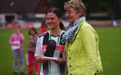 Frauen-Regionalliga West: Kyra Densing gewinnt Torschützinnen-Pokal