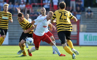 Alemannia siegt im Auftaktspiel bei Fortuna Köln
