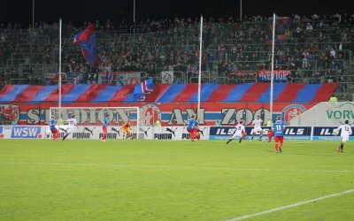 Wuppertal auf Abstiegsrang - Fortuna Düsseldorf feiert späte Rettung