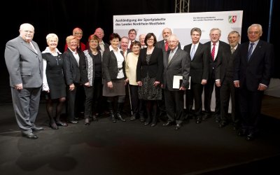 NRW-Sportplakette für herausragendes Engagement verliehen