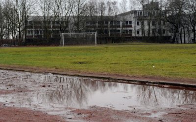 Starkregen, Donner, Blitz: Das muss bei Spielabsagen beachtet werden