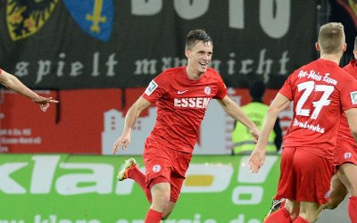 Jubel an der Hafenstraße: Marcel Platzek im Torrausch